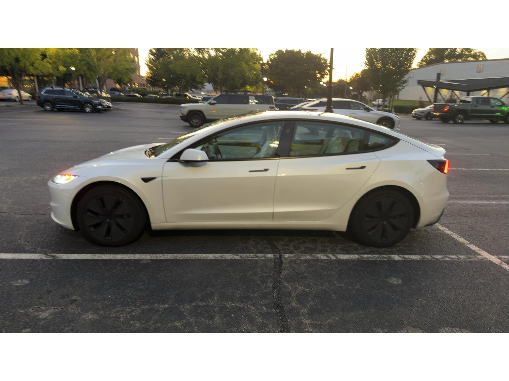 tesla model 3 2025 5YJ3E1EA3SF967924 image tesla model 3 2025 5YJ3E1EA3SF967924 image
